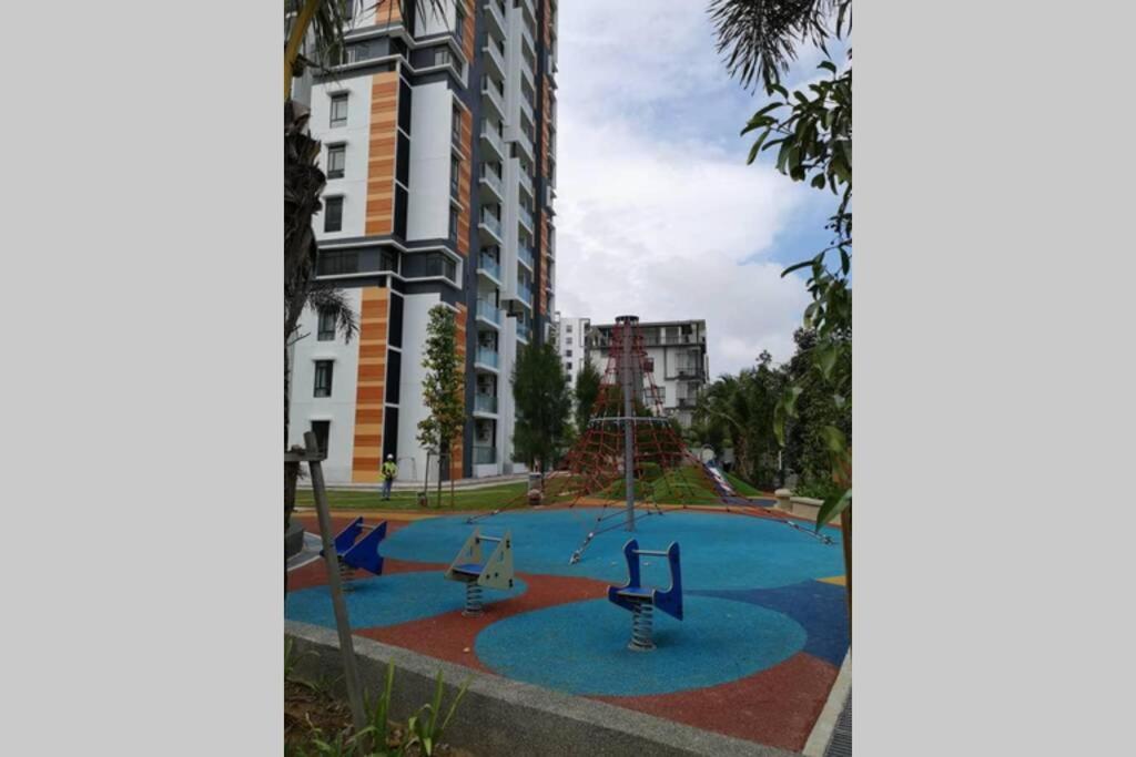 Timurbay Studio Apartment Facing Beautiful Beach Kuantan Extérieur photo