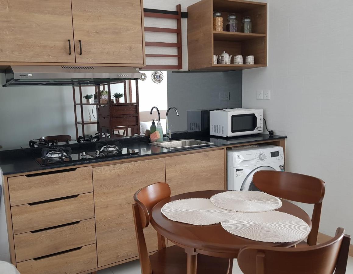 Timurbay Studio Apartment Facing Beautiful Beach Kuantan Extérieur photo
